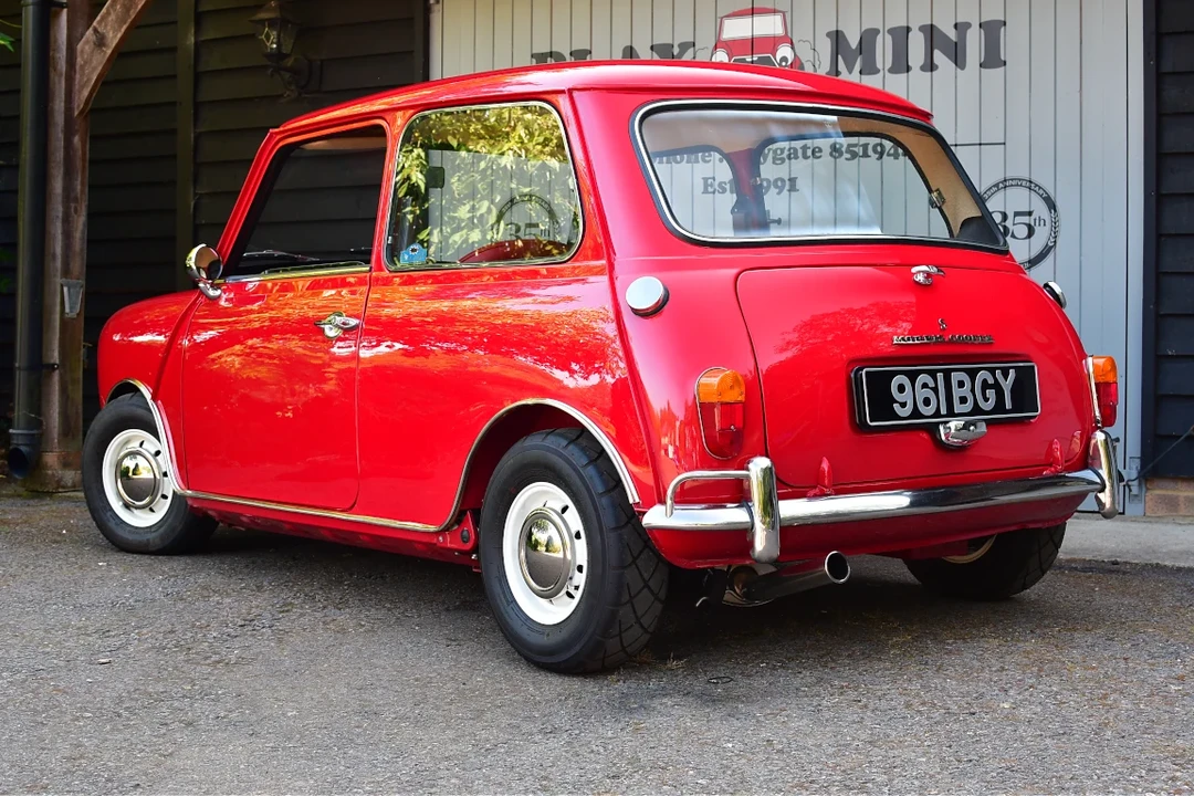 1961 Morris Minor - Image 4 of 31