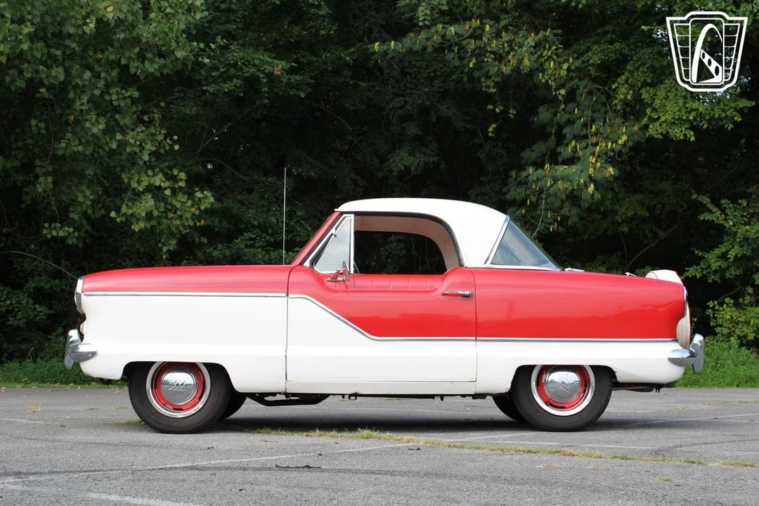 1961 Nash Metropolitan - Image 10 of 21