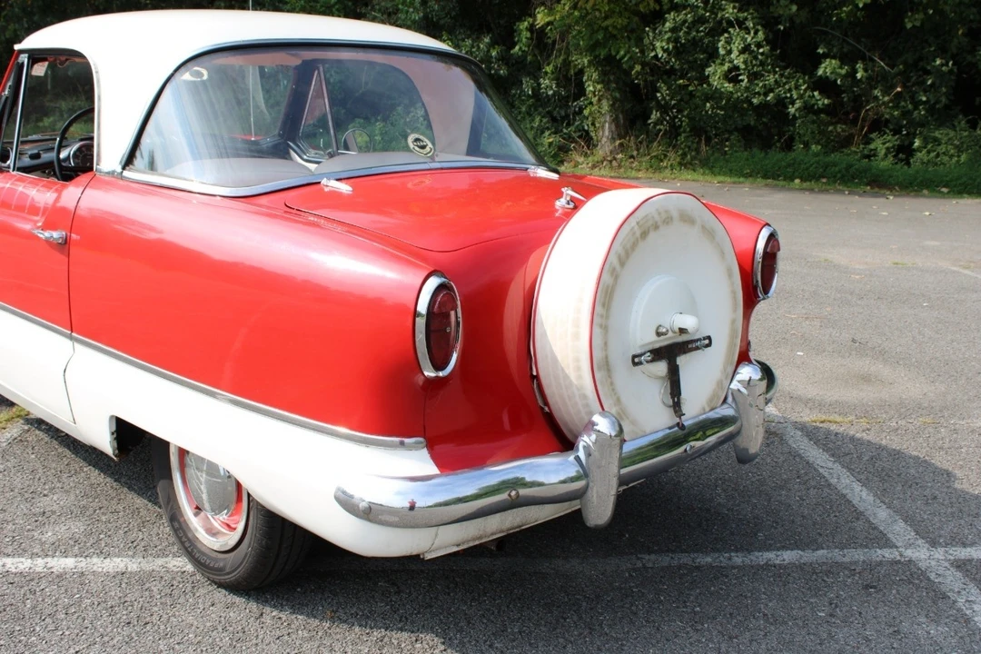 1961 Nash Metropolitan - Image 15 of 21