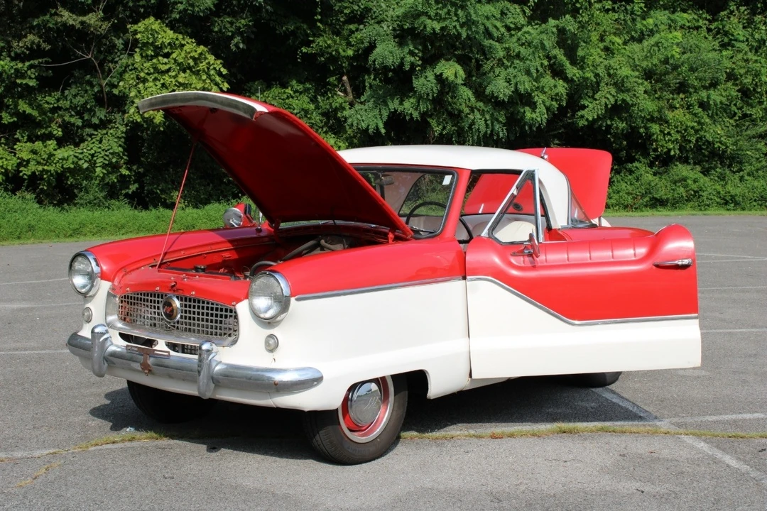 1961 Nash Metropolitan - Image 8 of 12