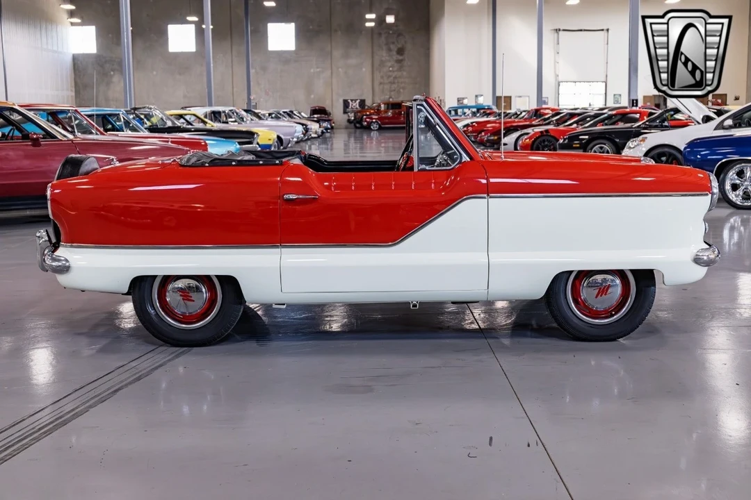 1961 Nash Metropolitan - Image 9 of 21