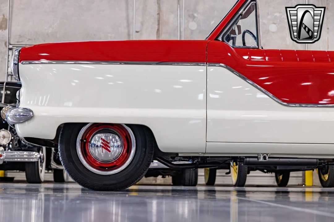 1961 Nash Metropolitan - Image 5 of 21