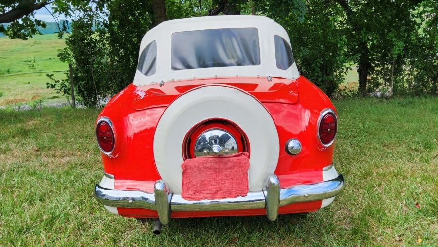 1961 Nash Metropolitan - Image 4 of 8