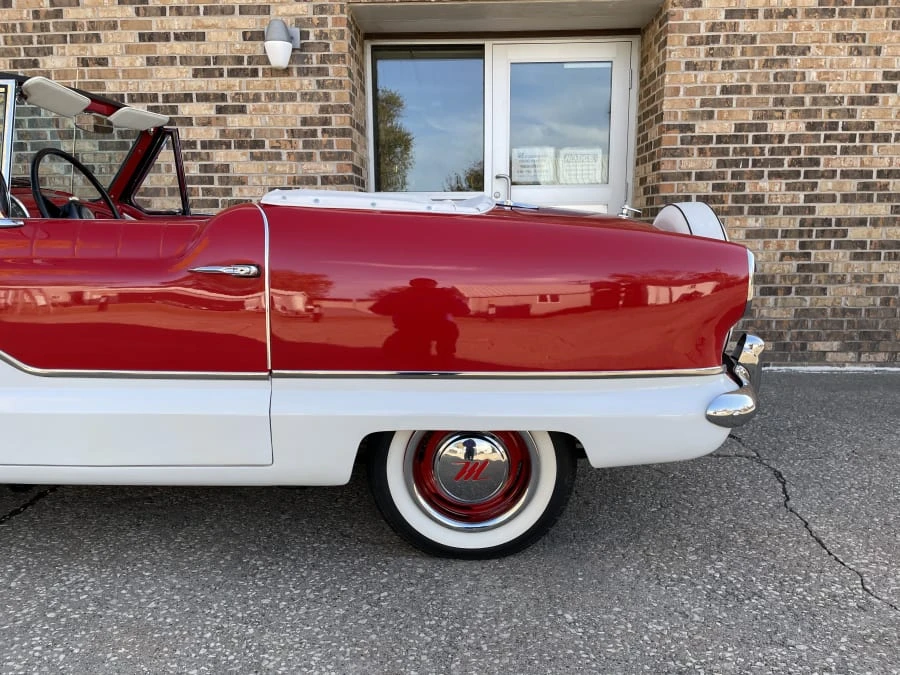 1961 Nash Metropolitan - Image 24 of 31