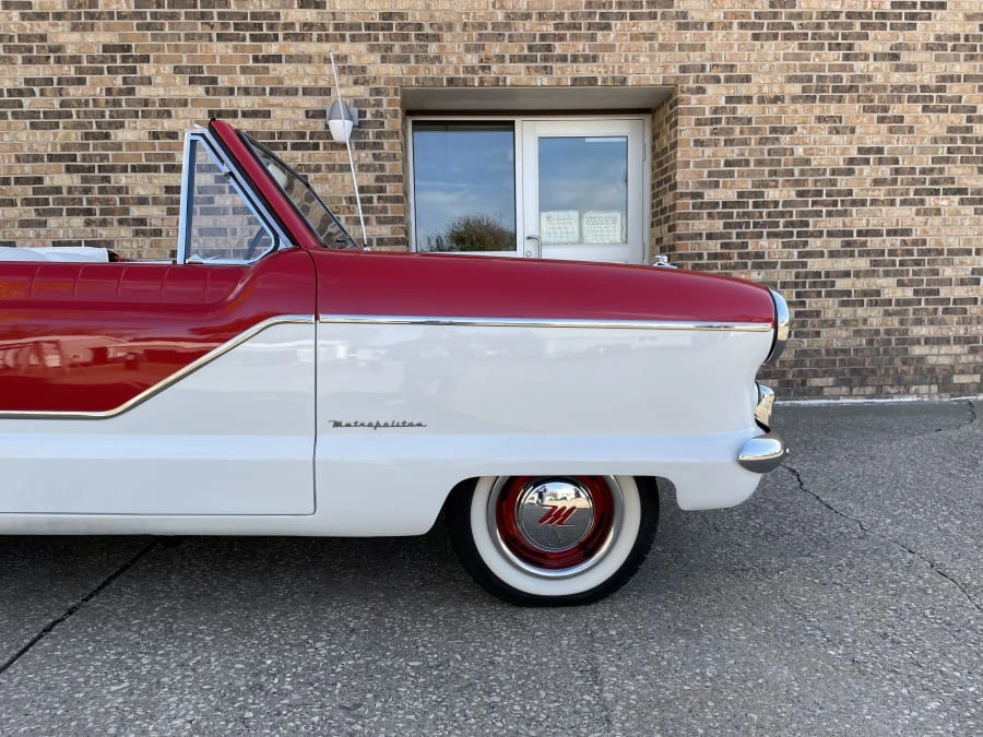 1961 Nash Metropolitan - Image 26 of 31