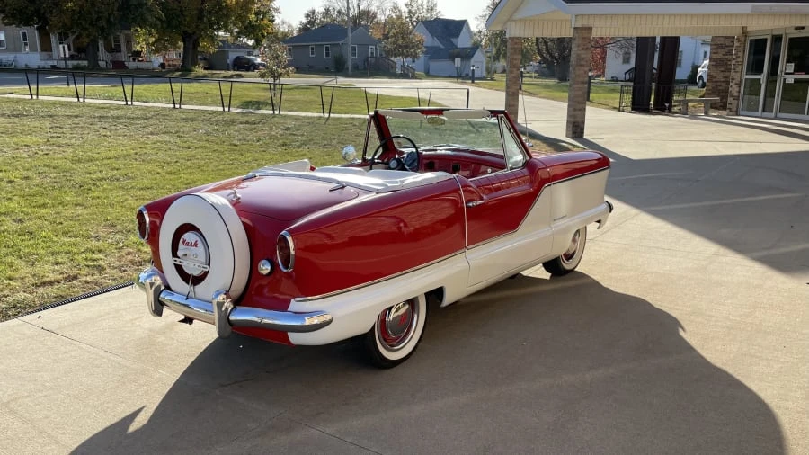 1961 Nash Metropolitan - Image 16 of 31
