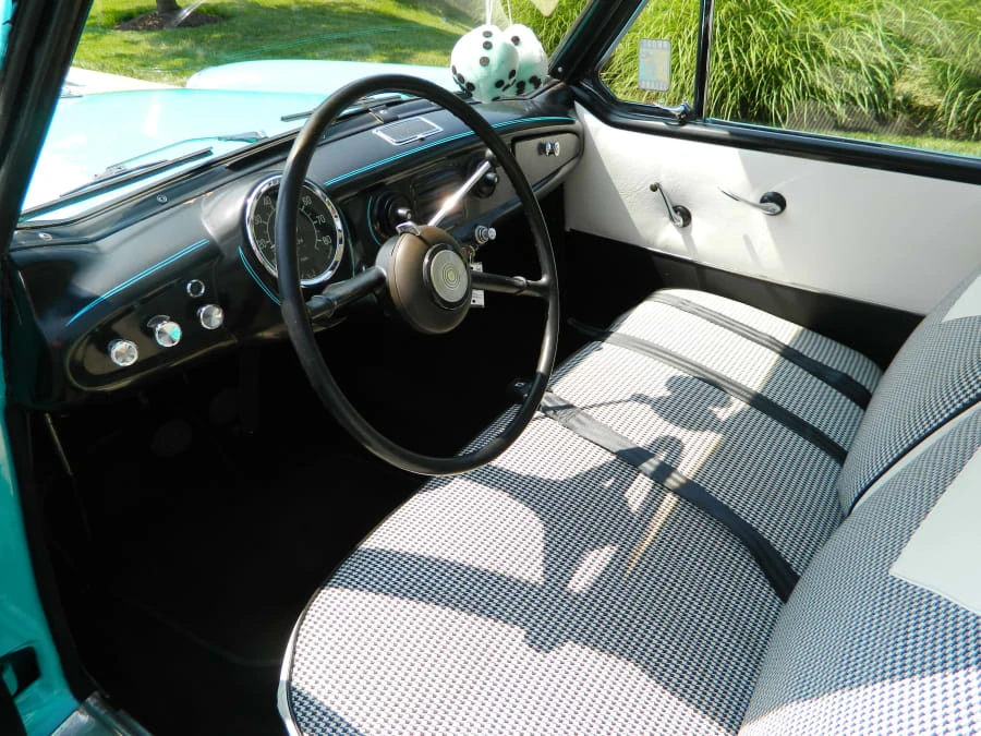 1961 Nash Metropolitan - Image 4 of 7