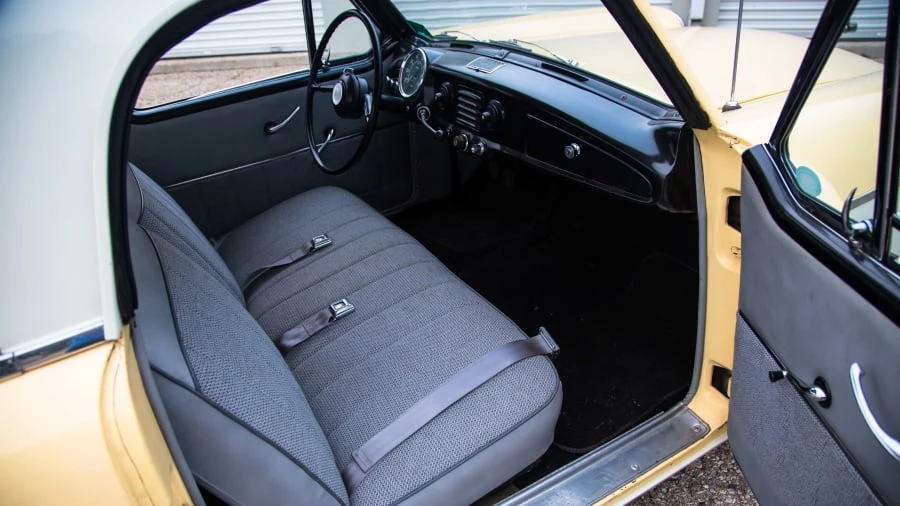 1961 Nash Metropolitan - Image 5 of 12