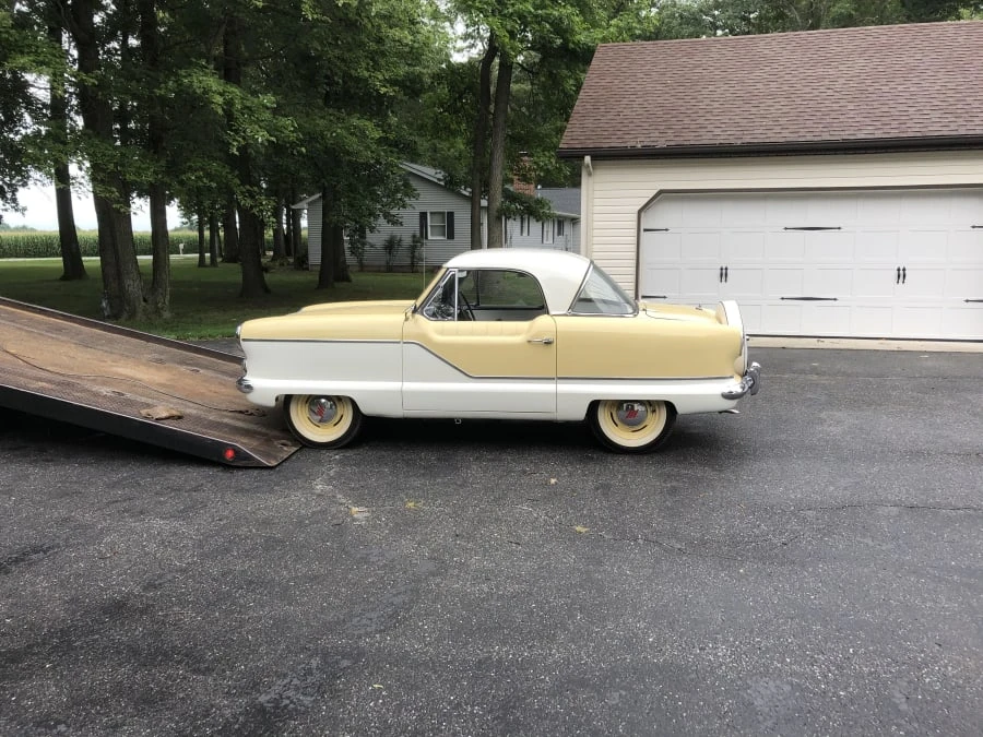 1961 Nash Metropolitan - Image 2 of 10