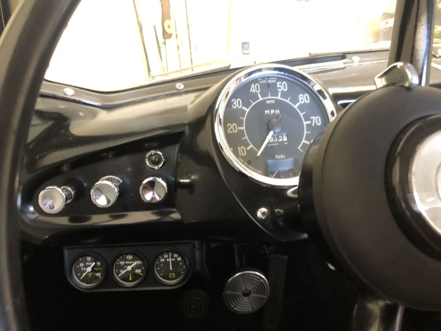 1961 Nash Metropolitan - Image 5 of 10
