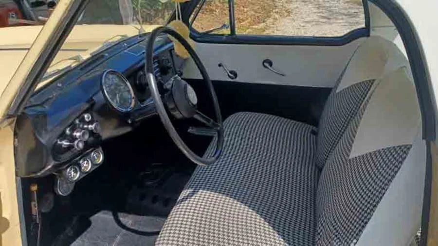 1961 Nash Metropolitan - Image 6 of 8