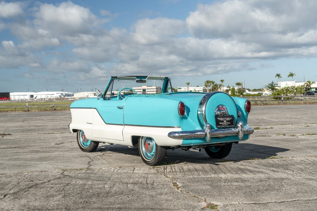1961 Nash Metropolitan - Image 14 of 21