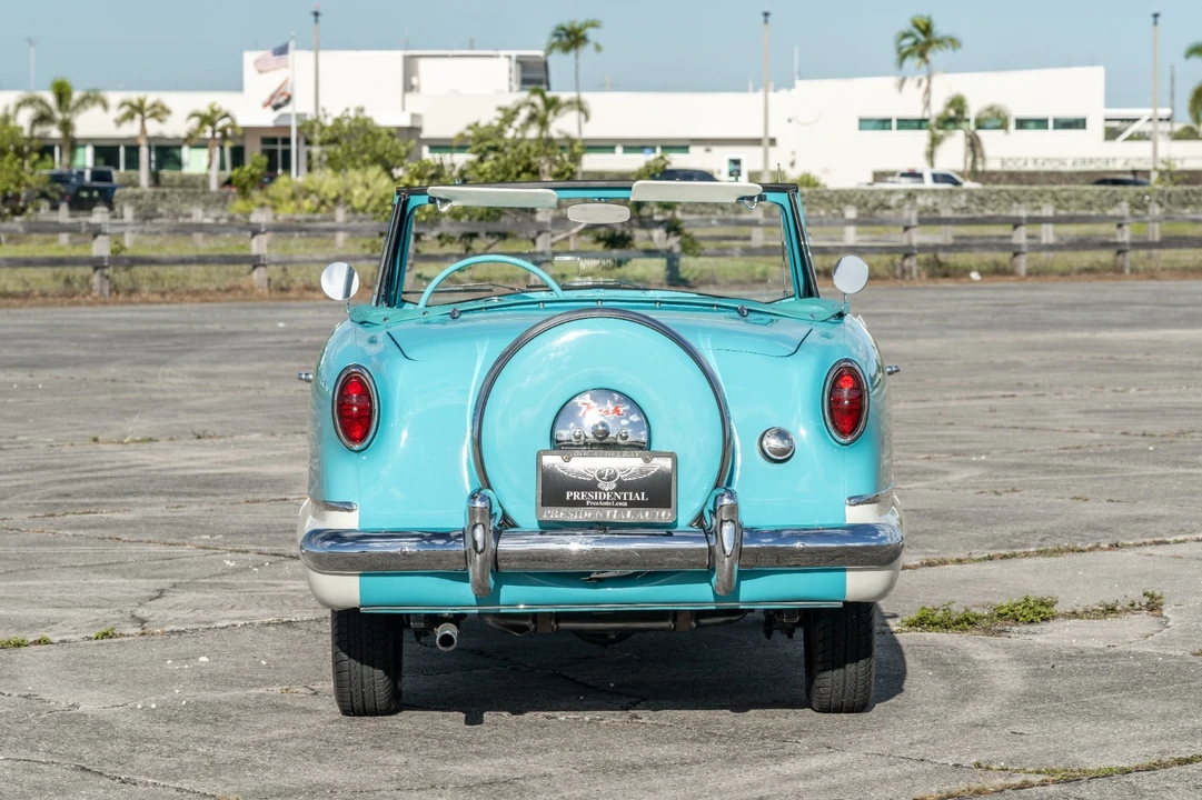 1961 Nash Metropolitan - Image 13 of 21