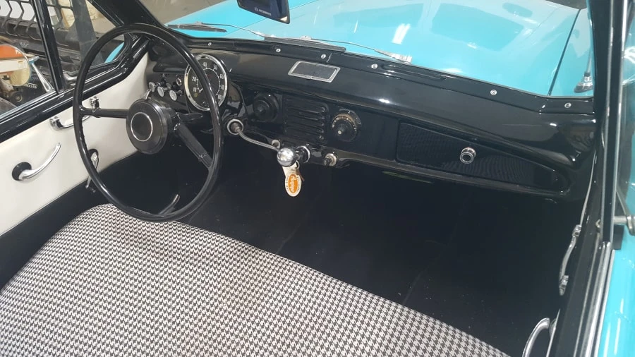 1961 Nash Metropolitan - Image 4 of 8