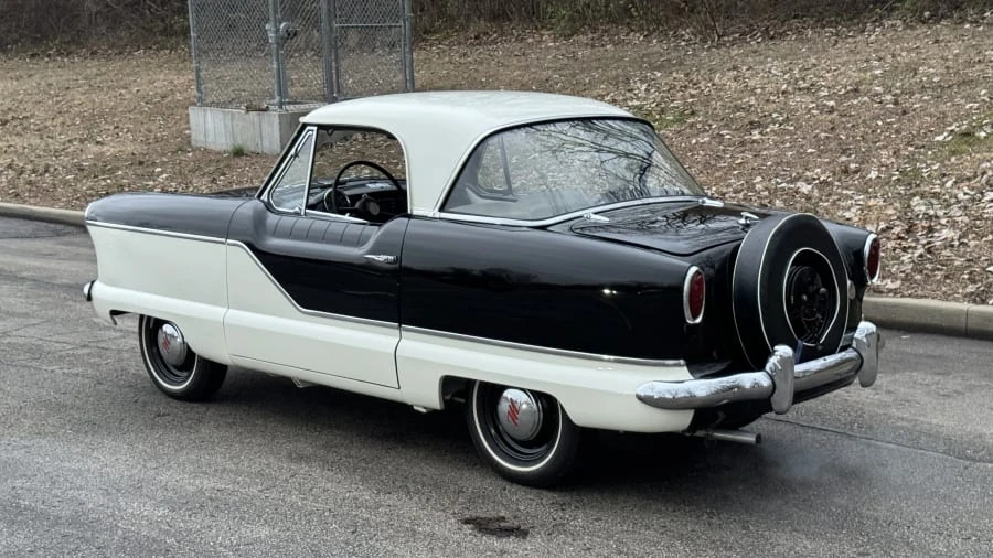 1961 Nash Metropolitan - Image 3 of 8