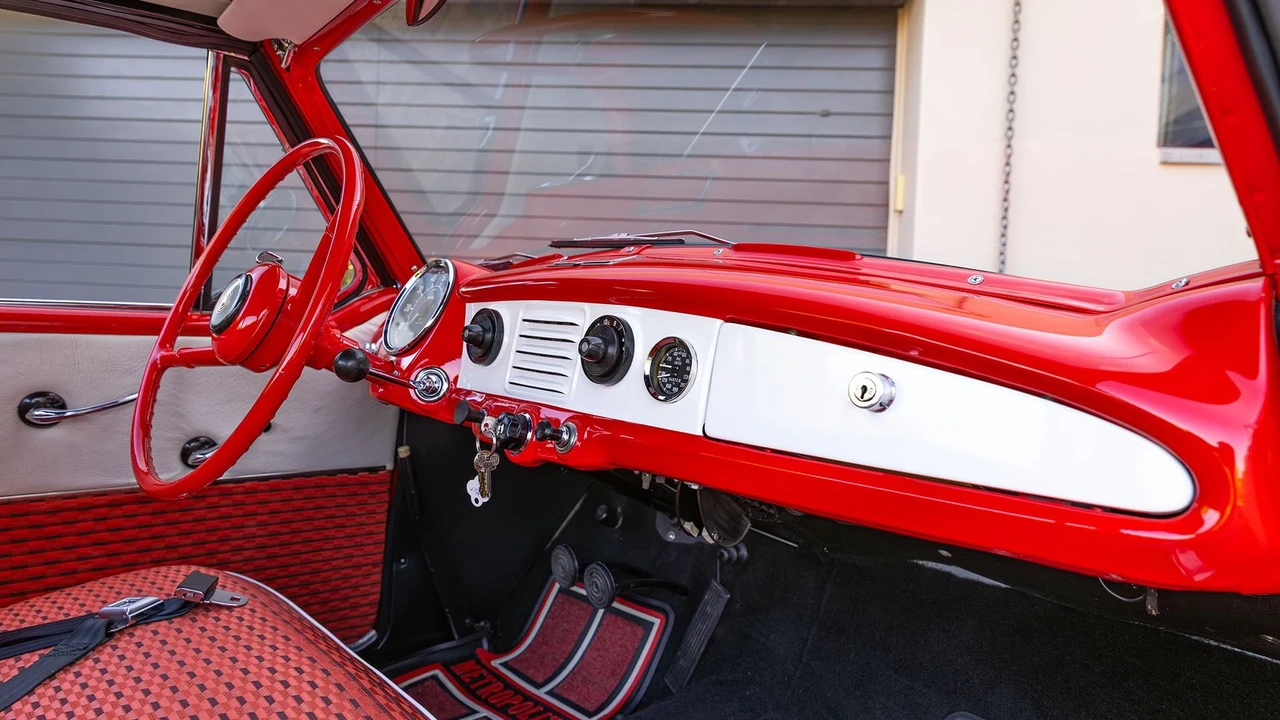 1961 Nash Metropolitan - Image 6 of 31