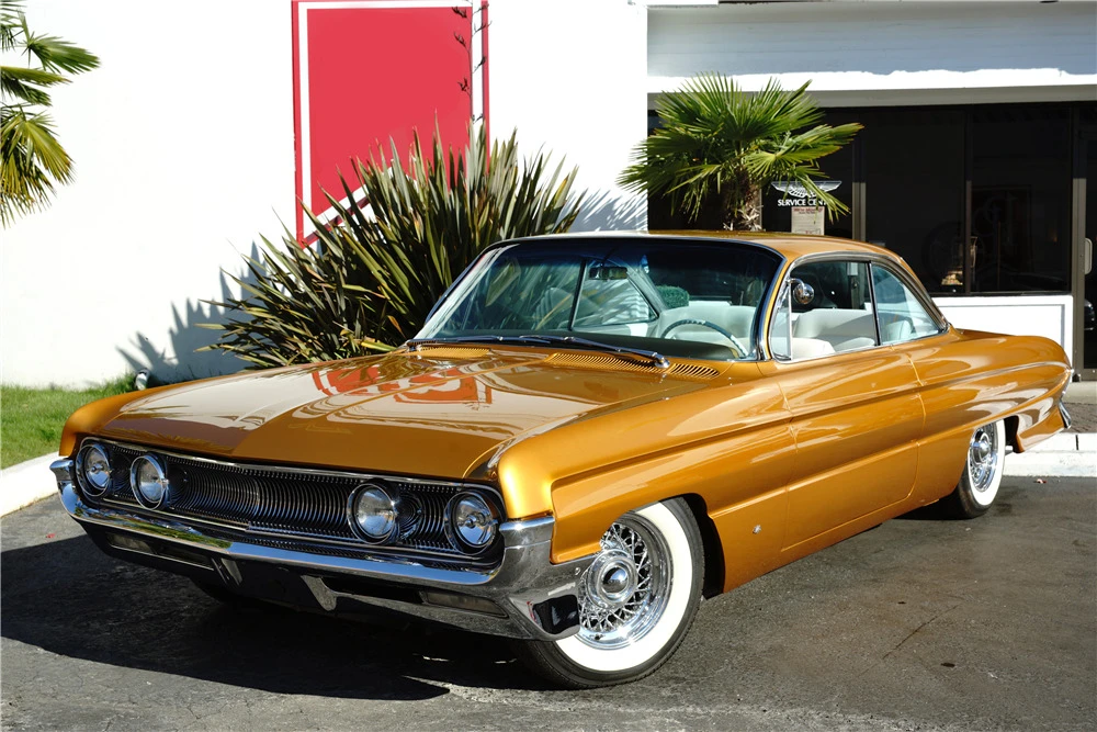 1961 Oldsmobile 88 - Image 2 of 3