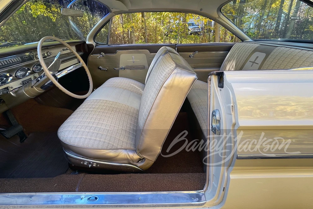 1961 Oldsmobile 88 - Image 3 of 11