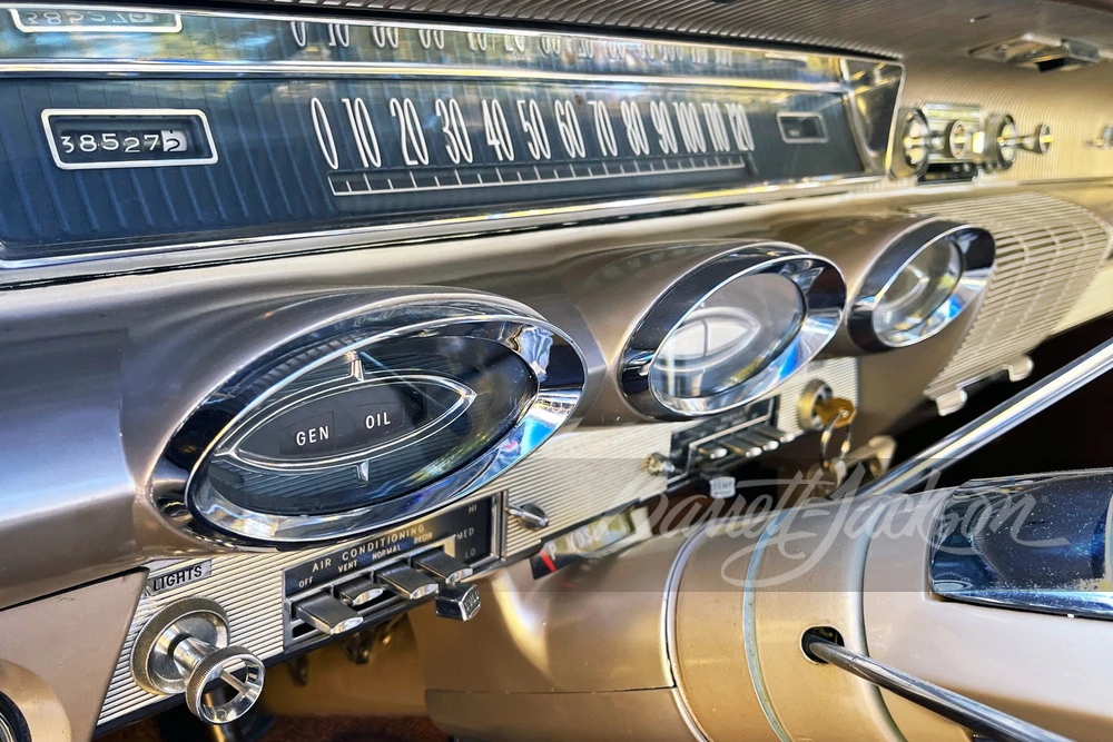 1961 Oldsmobile 88 - Image 9 of 11