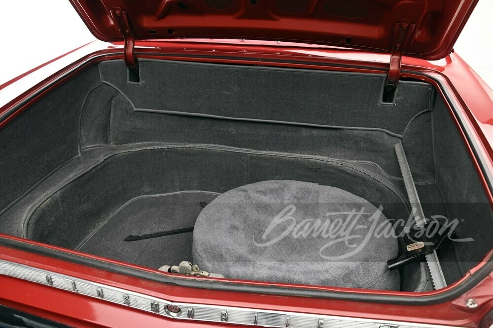 1961 Oldsmobile 88 - Image 8 of 18