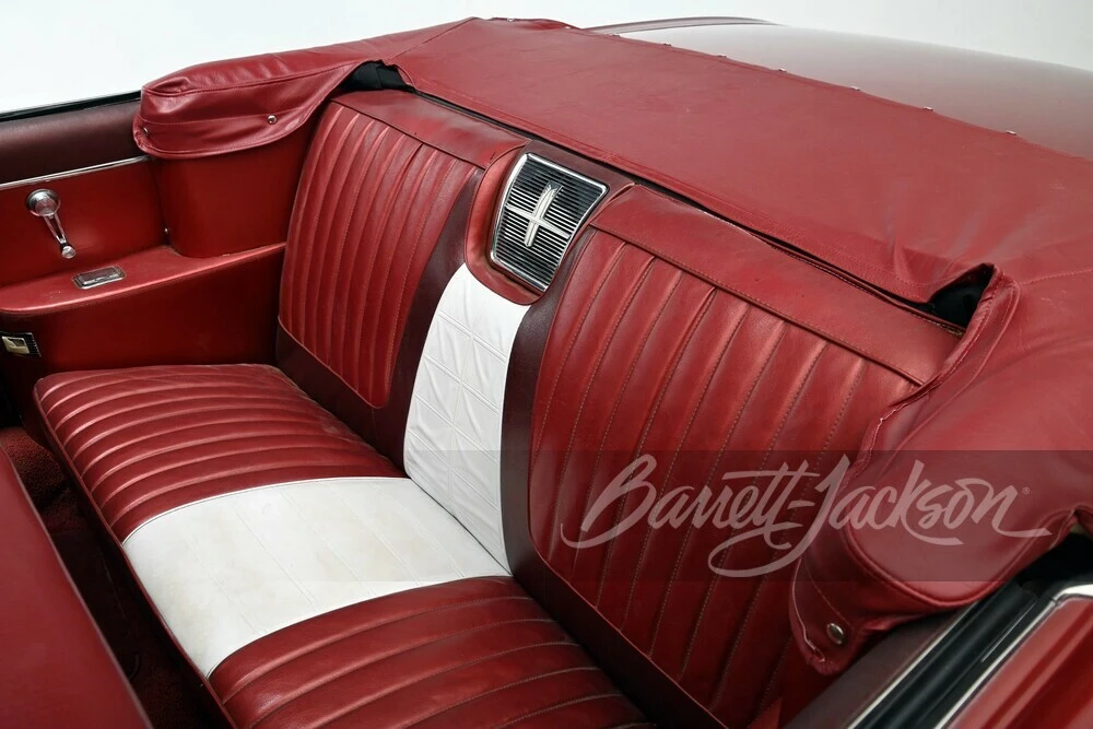 1961 Oldsmobile 88 - Image 12 of 18