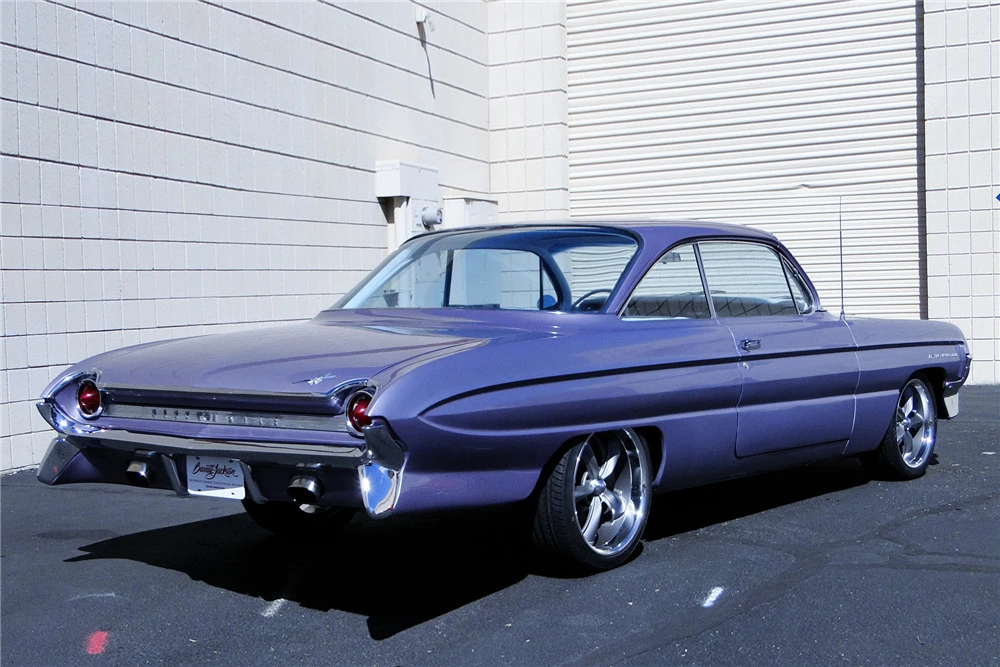 1961 Oldsmobile 88 - Image 4 of 5