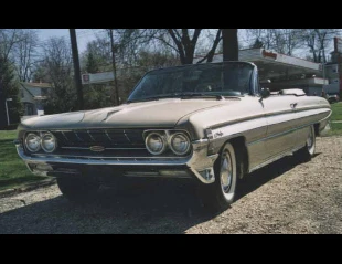 1961 Oldsmobile Starfire - Image 3 of 6