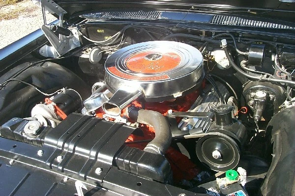 1961 Oldsmobile Starfire - Image 3 of 4