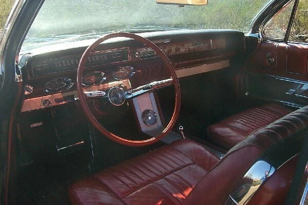 1961 Oldsmobile Starfire - Image 4 of 4