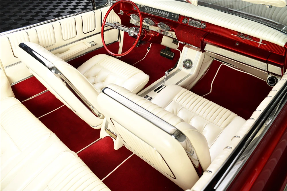 1961 Oldsmobile Starfire - Image 4 of 6
