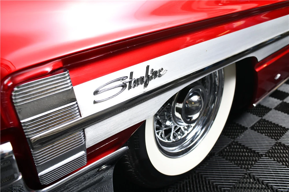 1961 Oldsmobile Starfire - Image 5 of 6