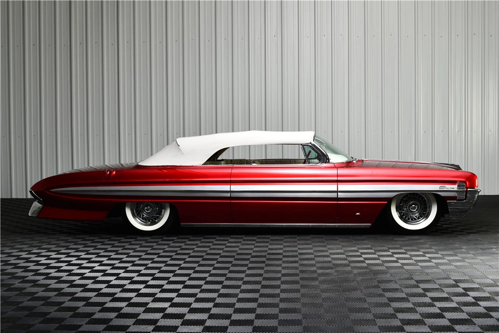 1961 Oldsmobile Starfire - Image 6 of 6