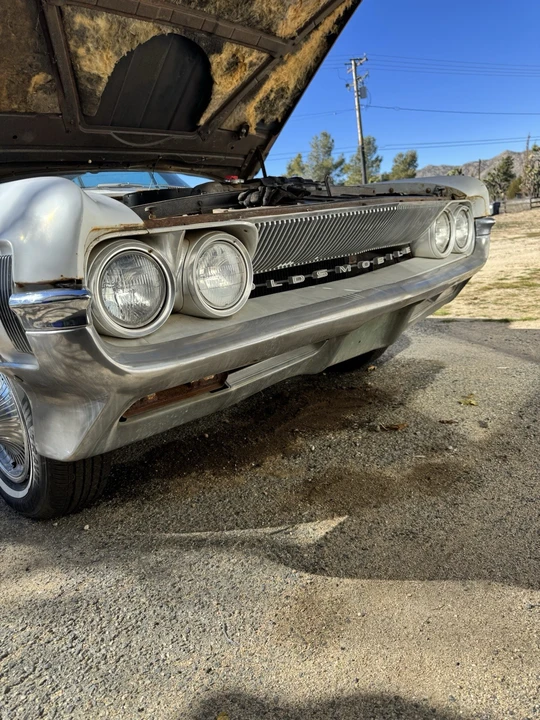 1961 Oldsmobile 88 - Image 2 of 14