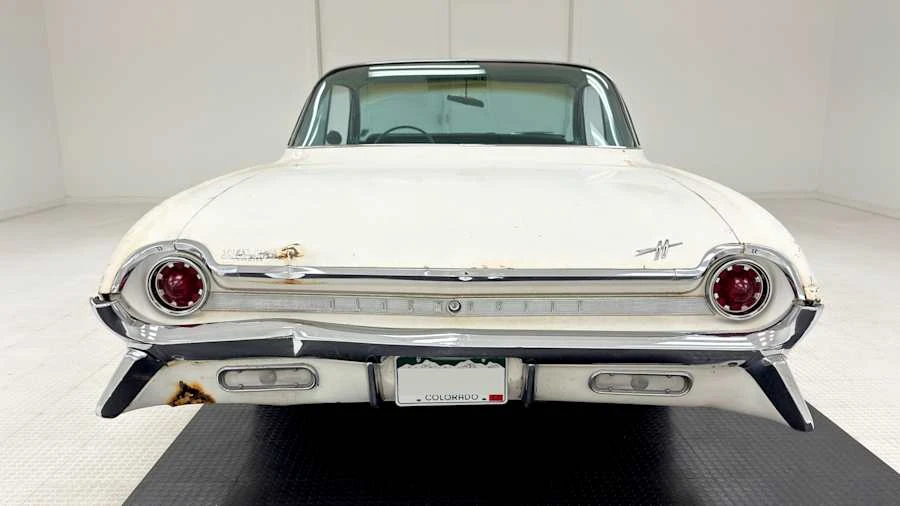1961 Oldsmobile 88 - Image 5 of 31