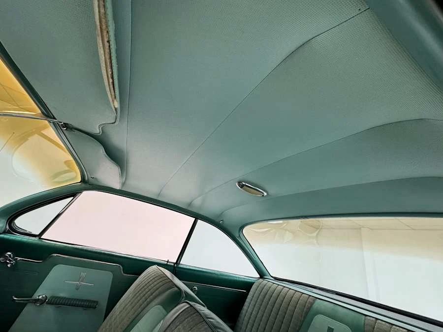 1961 Oldsmobile 88 - Image 27 of 31
