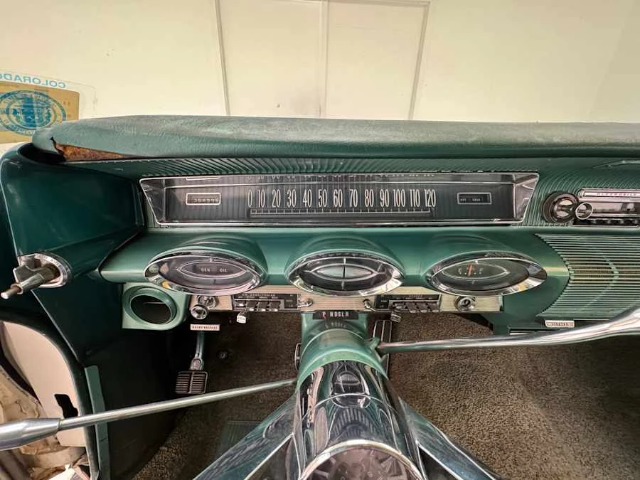 1961 Oldsmobile 88 - Image 26 of 31