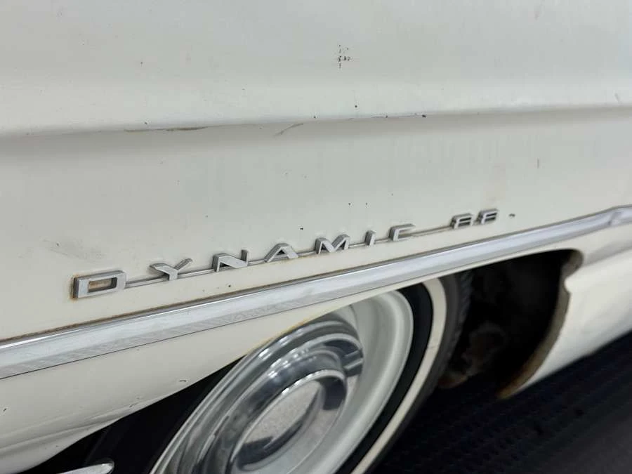 1961 Oldsmobile 88 - Image 12 of 31