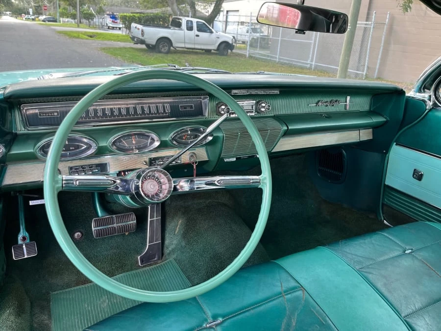 1961 Oldsmobile 98 - Image 5 of 19