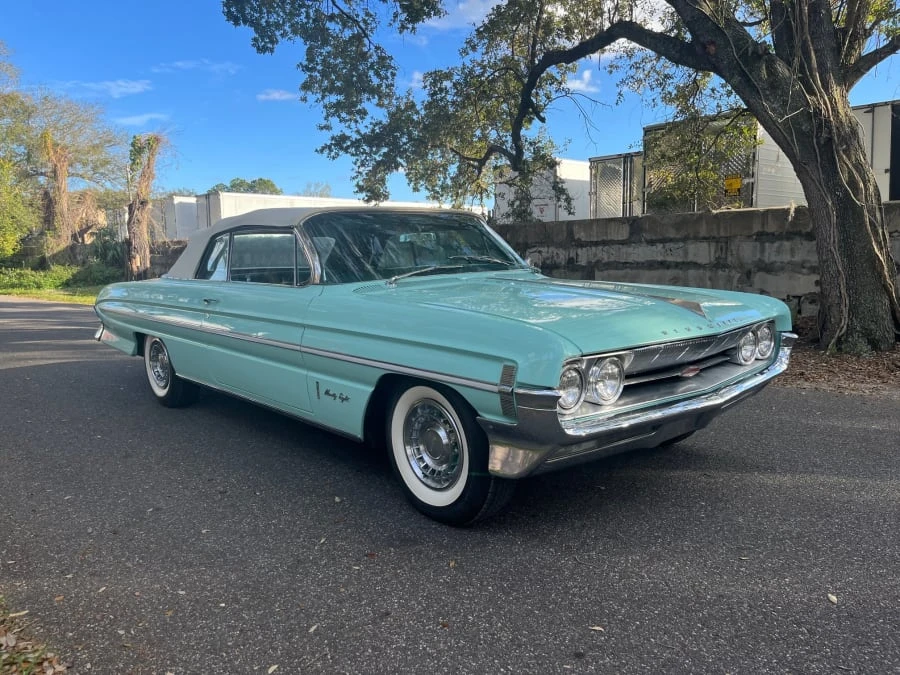 1961 Oldsmobile 98 - Image 19 of 19