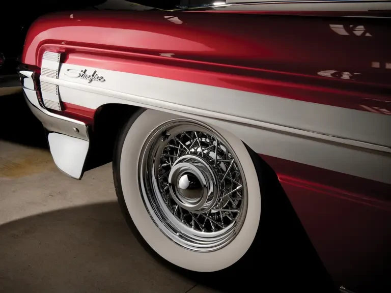 1961 Oldsmobile Starfire - Image 12 of 26