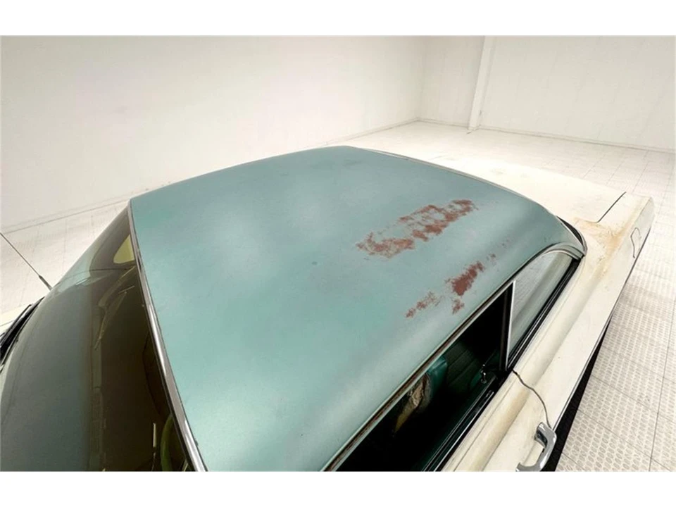 1961 Oldsmobile 88 - Image 15 of 31