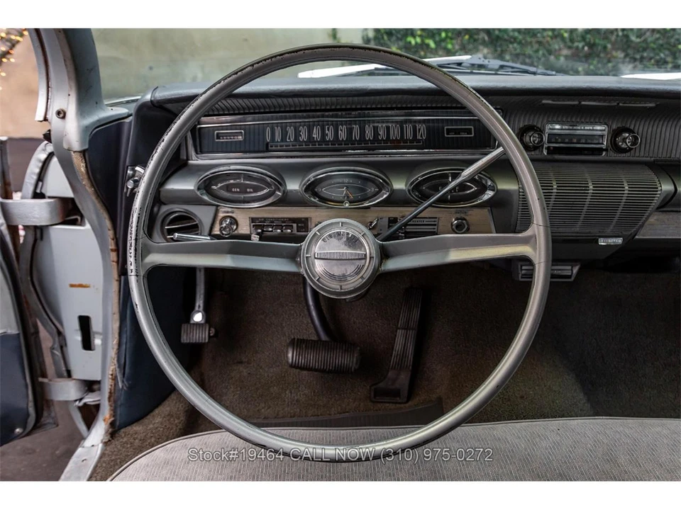 1961 Oldsmobile 88 - Image 16 of 31