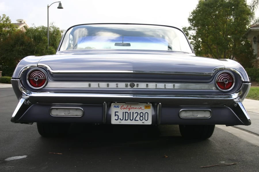 1961 Oldsmobile 88 - Image 10 of 11