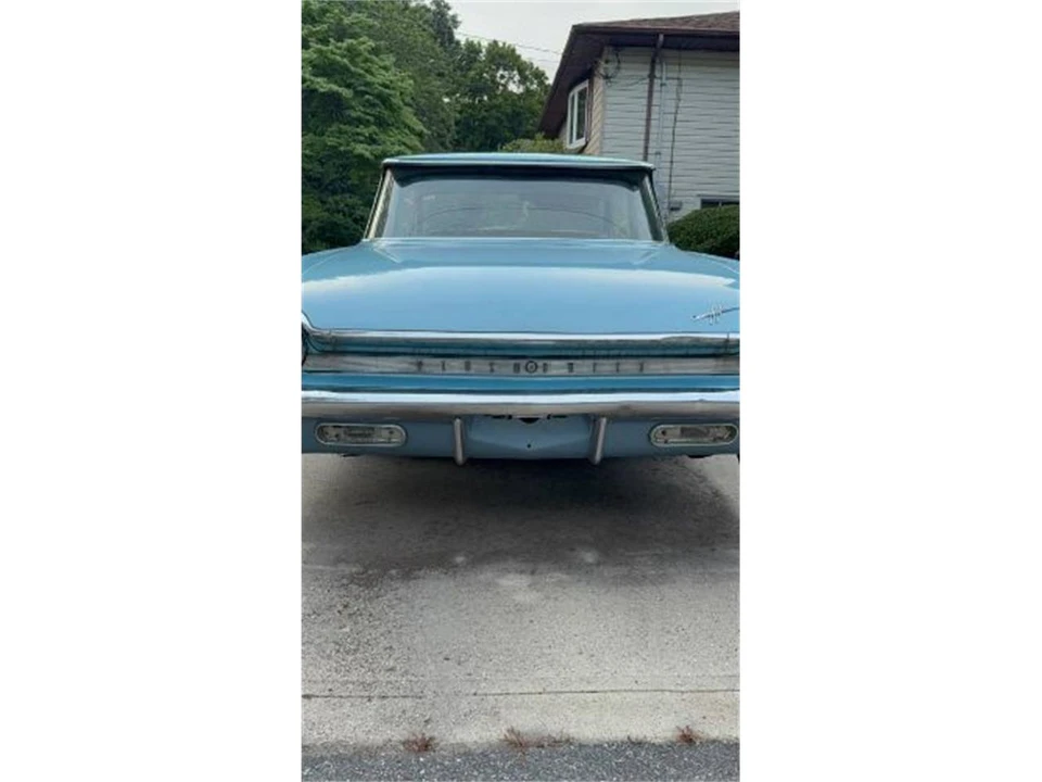 1961 Oldsmobile 88 - Image 8 of 9