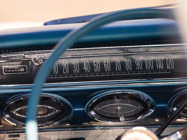 1961 Oldsmobile 88 - Image 18 of 31