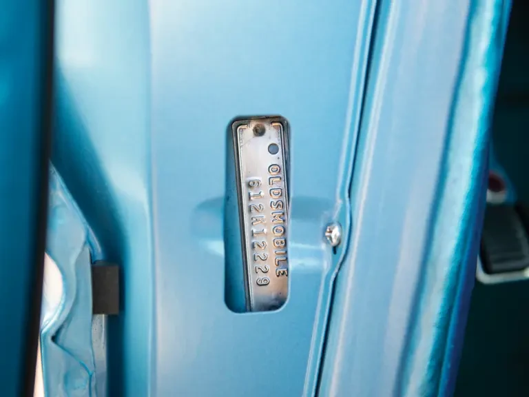 1961 Oldsmobile 88 - Image 16 of 31