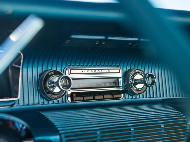 1961 Oldsmobile 88 - Image 24 of 31