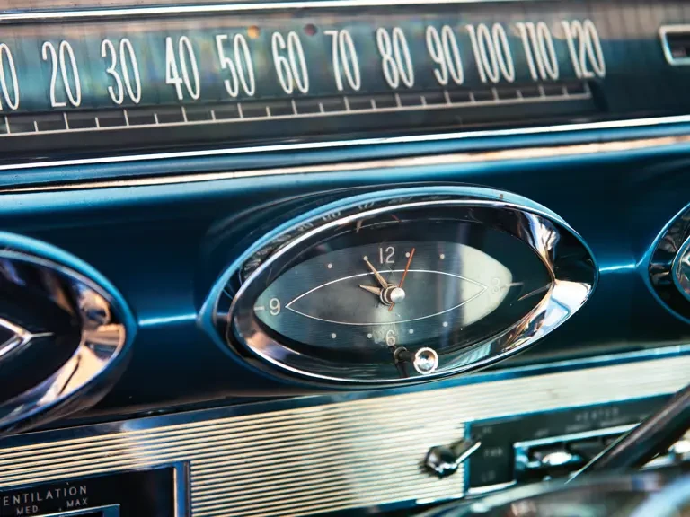 1961 Oldsmobile 88 - Image 25 of 31