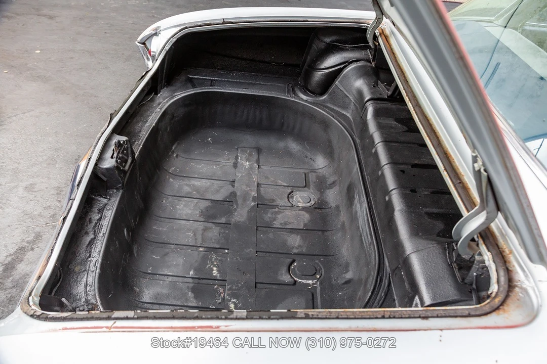 1961 Oldsmobile 88 - Image 29 of 31