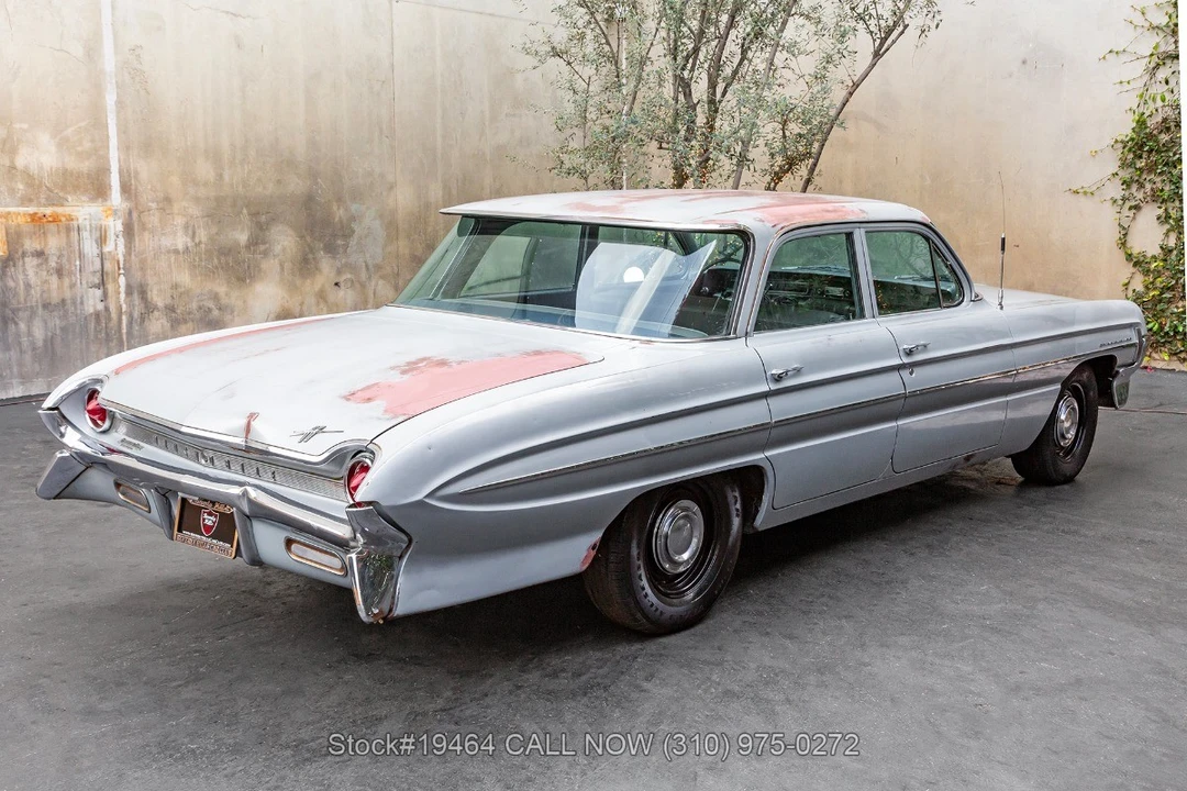 1961 Oldsmobile 88 - Image 6 of 31